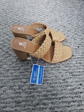 Nwt White Mountain Braided Tan Block Heel Mules